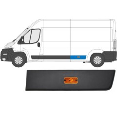 Takakoristelista lampulla varten Fiat Ducato 2006-2018 / Vasen / Sarja 10679