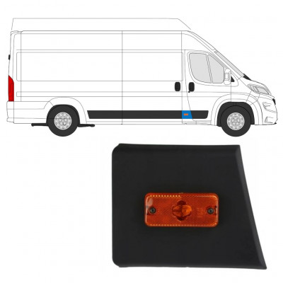 Etupilarin koristelista lampulla varten Fiat Ducato 2018- / Oikea 7801