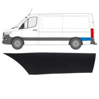 Takalokasuojan koristelista varten Mercedes Sprinter 2018- / Vasen 16643