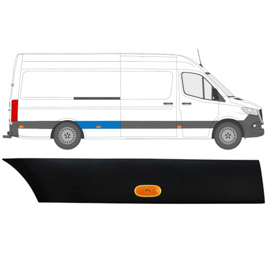 Takalokasuojan koristelista lampulla varten Mercedes Sprinter 2018- / Oikea / Sarja 12964