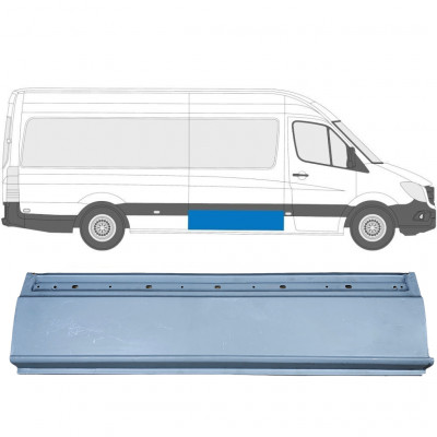 Sivukorjauspaneeli varten Mercedes Sprinter 2006- / Oikea 8809